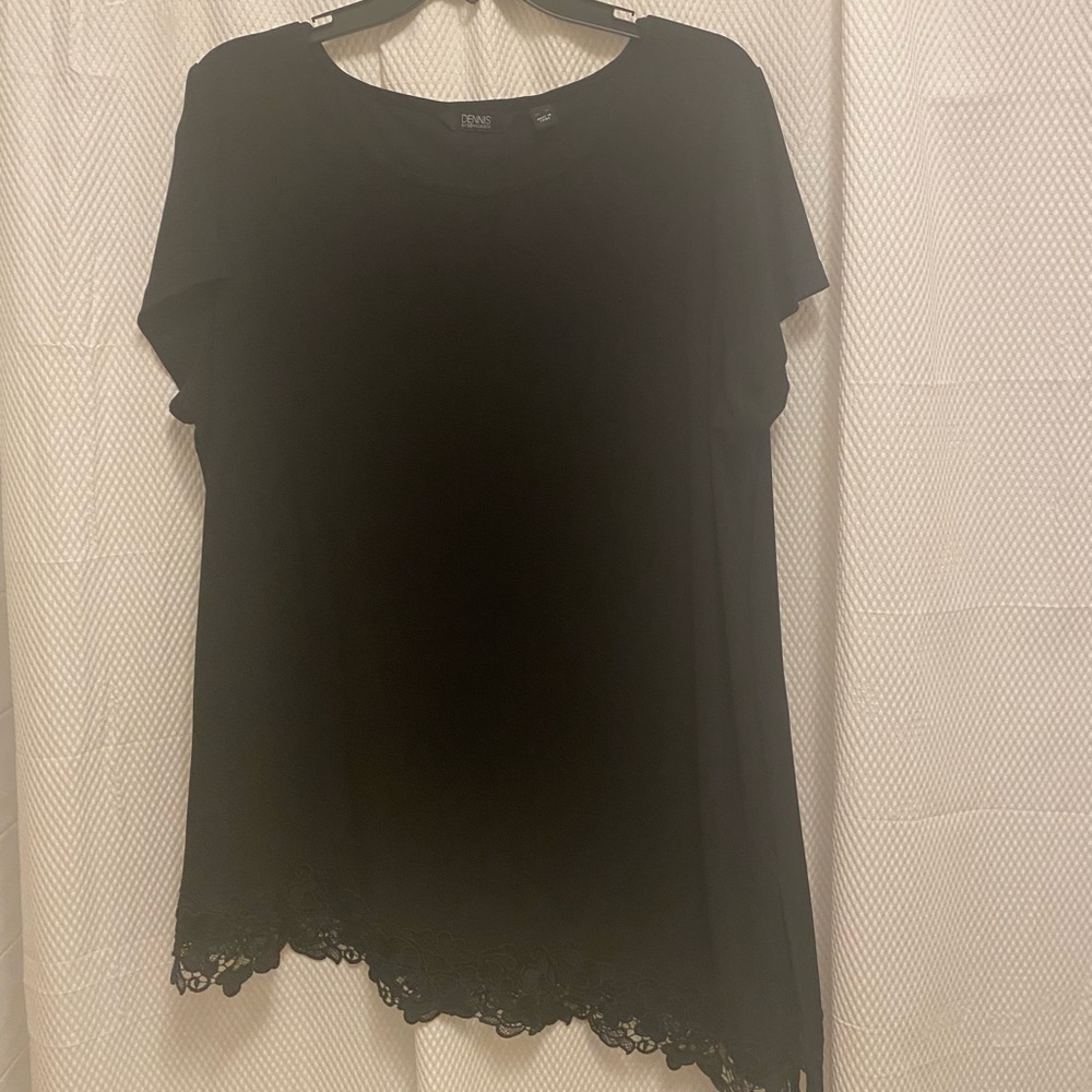 Dennis Basso Black Asymmetrical Short Sleeve Blouse
